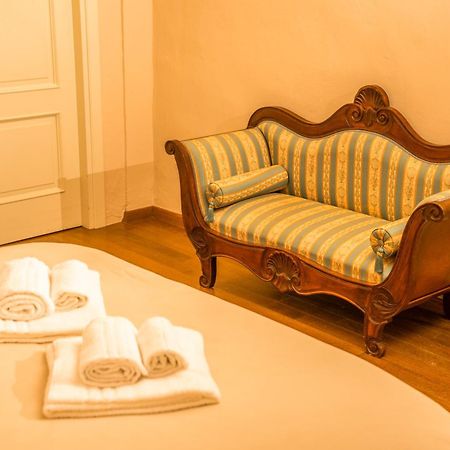 Il Gallo - Charming Apartment In Lucca Heart Kültér fotó